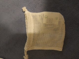 Toallitas reutilizables, mascarilla guante y bolsa