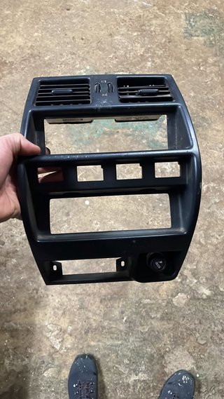 Consola Nissan Terrano 2