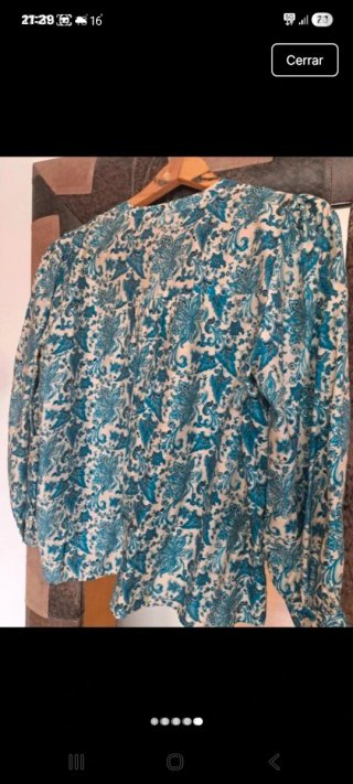 Blusa estampada turquesa