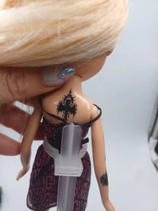 Bratz Cloe