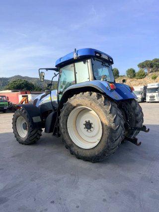 Tractor  new holand