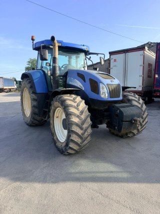 Tractor  new holand