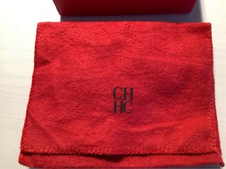 Tarjetero Carolina Herrera CH Negro y Dorado