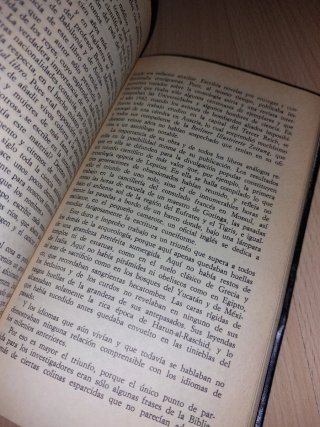 LIBRO - Dioses, tu.bas y sabios - ARQUEOLOGÍA