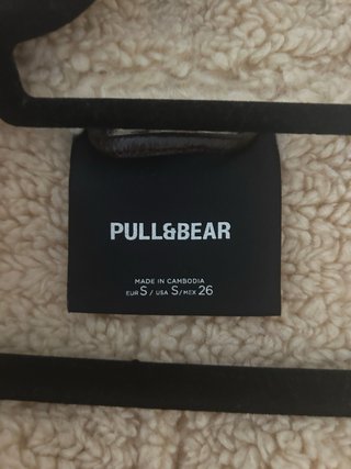 Chaqueta borrego Pull&Bear marrón y beige