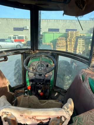 Tractor John Deere 3340
