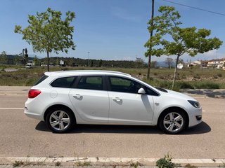 Opel Astra 2014