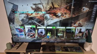 Xbox 360 E + 5 Juegos (4 precintados)