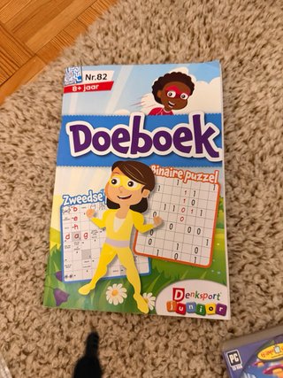 Lote 4 DVDs Infantiles (NL) Doeboek 8 Woordenmaker