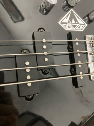 Bajo Eléctrico Fretless Samick