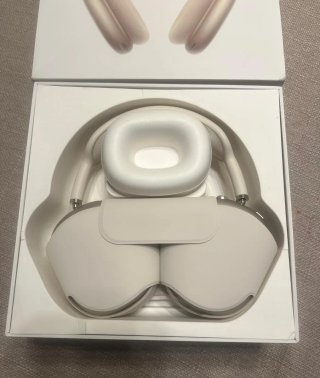 AirPods Max