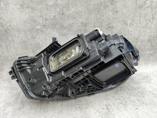 Faro Derecho Clase A W177 LED HIGH PERFORMAN 18-22