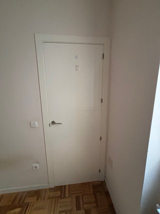 Puertas de interior lacadas blancas