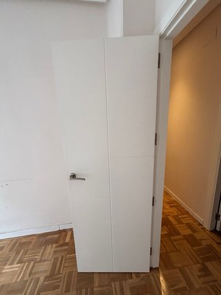 Puertas de interior lacadas blancas