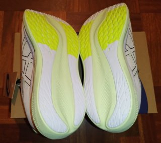 ASICS GLIDERIDE MAX NUEVAS. TALLA 40.