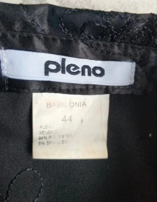 Camisa Negra con Detalles