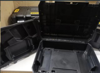 3 maletines Dewalt tstak