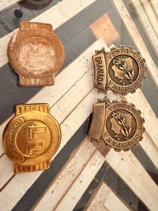 Chapas Vespa Club de España