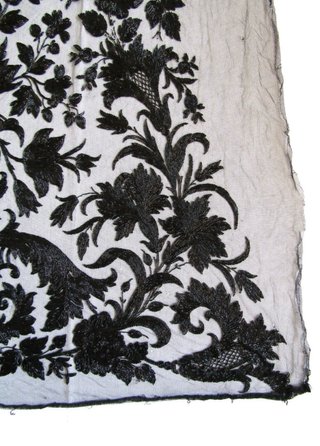 Tul antiguo bordado negro 1890 1x0,9m