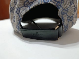 Berretto Gucci Beige GG