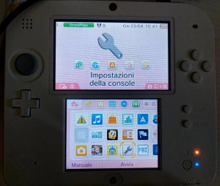 Nintendo 2DS Bianco/Rosso + Accessori