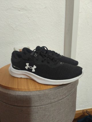 Zapatillas Under Armour Talla 37.5(23,5cm)