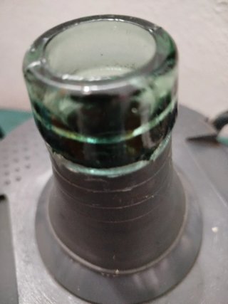 Damajuana vidrio con protector plástico. 4 L.