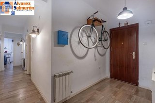 Piso en venta en Camino de Ronda - Rosaleda en Granada