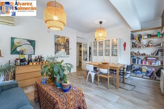 Piso en venta en Camino de Ronda - Rosaleda en Granada