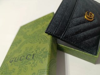 Tarjetero Negro Gucci GG