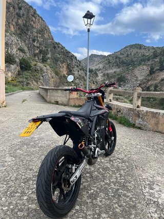 Rieju MRT 49cc Black Series 2021 - Top Prep