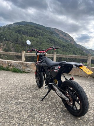 Rieju MRT 49cc Black Series 2021 - Top Prep