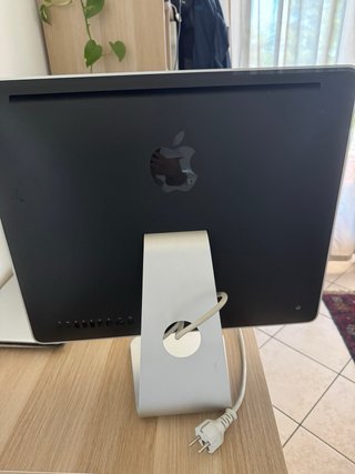 iMac 20 2008 funzionante + tastiera Apple