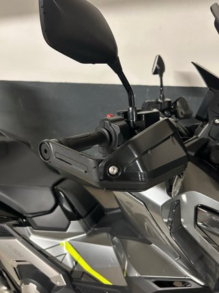 Honda XADV 750