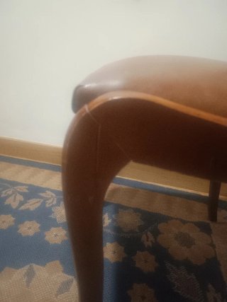Sillas de madera tapizadas