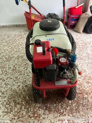 Fumigadora MAQVER con motor