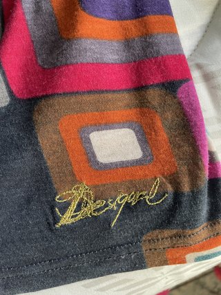 Camiseta Desigual Talla L Lentejuelas