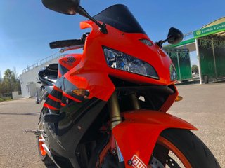 Honda CBR 600RR Naranja Deportiva