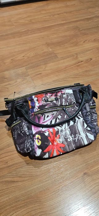 Bolso Desigual Multicolor Negro Nuevo con Etiqueta