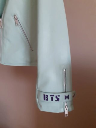 Cazadora BTS