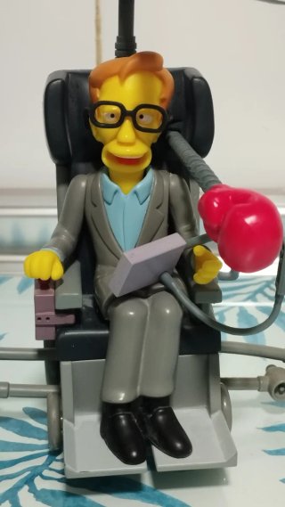 Figura del Doctor Stephen Hawking de los Simpsons