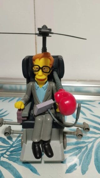 Figura del Doctor Stephen Hawking de los Simpsons