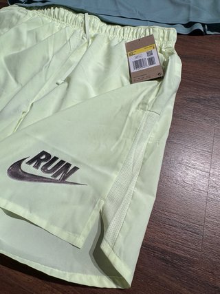 Conjunto deportivo nike running talla S nuevo