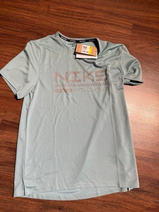 Conjunto deportivo nike running talla S nuevo