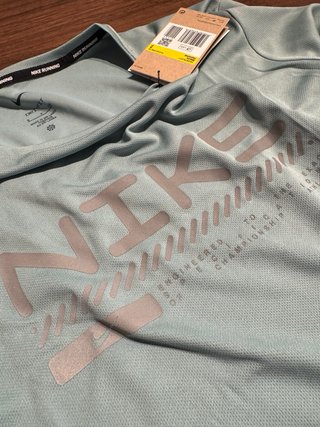 Conjunto deportivo nike running talla S nuevo