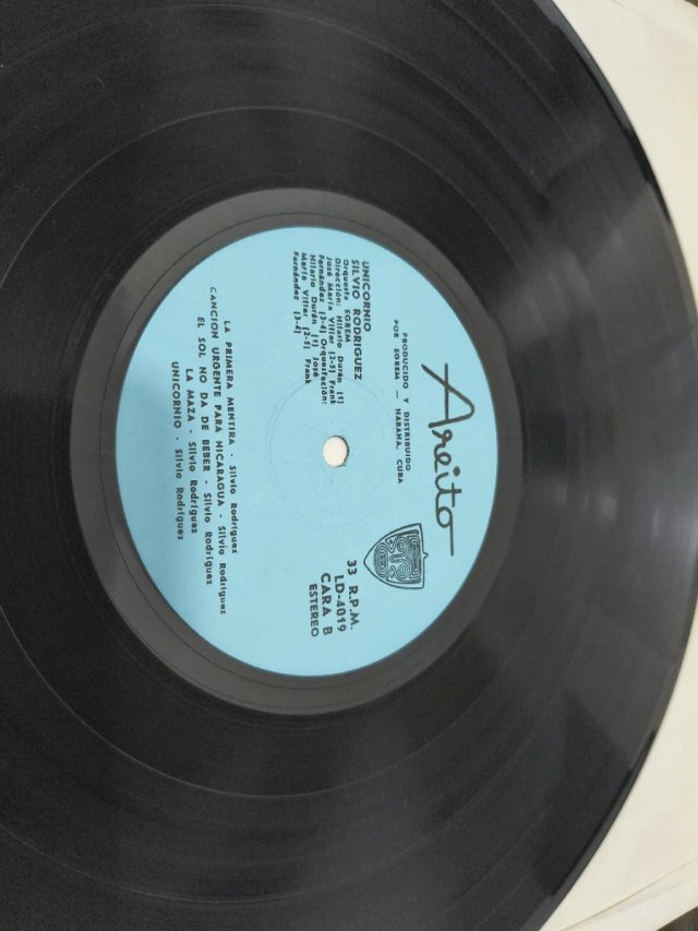 Vinilo Silvio Rodríguez Unicornio