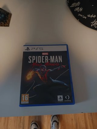 Pacchetto accessori e giochi per Nintendo Switch con Spiderman Miles Morales e Mario + Rabbids