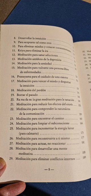 Libro de meditaciones a través de Kundalini Yoga