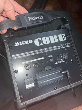 Roland micro cube para guitarra pequeño y potente