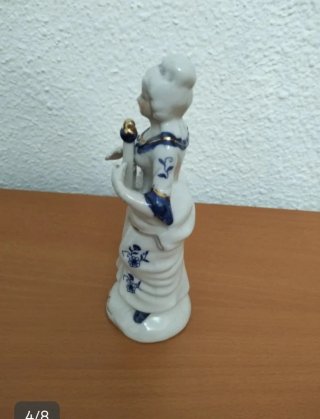 Figura de porcelana vintage año 1975